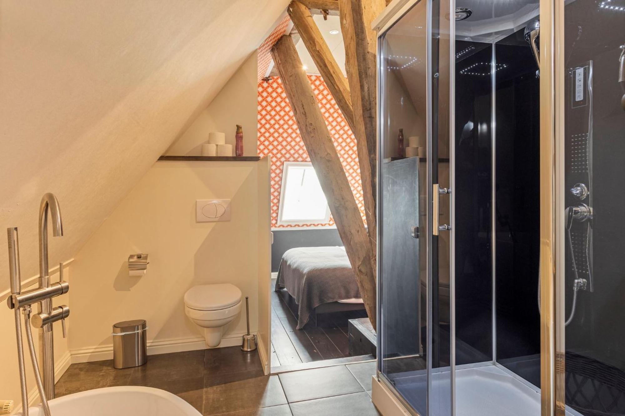 Inn Friesland Ternaard Buitenkant foto